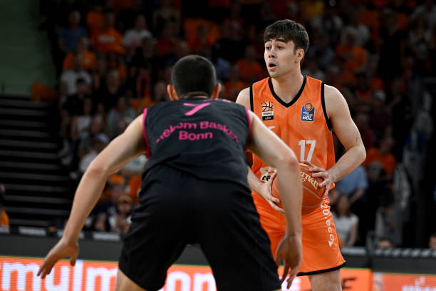 彻底打乱了 彻底打乱了